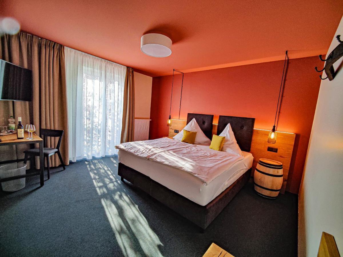 Casa Palatina Bed & Breakfast Grosskarlbach Luaran gambar