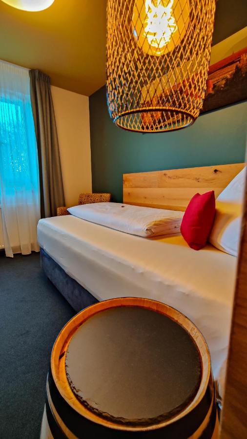 Casa Palatina Bed & Breakfast Grosskarlbach Luaran gambar