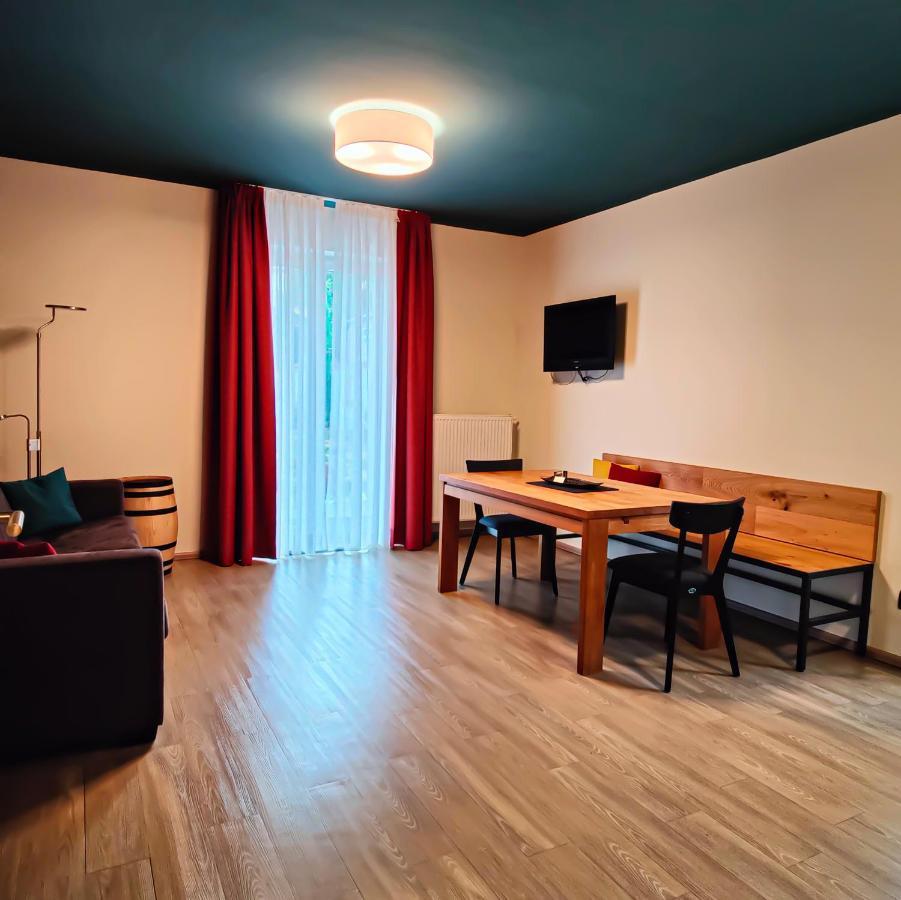 Casa Palatina Bed & Breakfast Grosskarlbach Luaran gambar