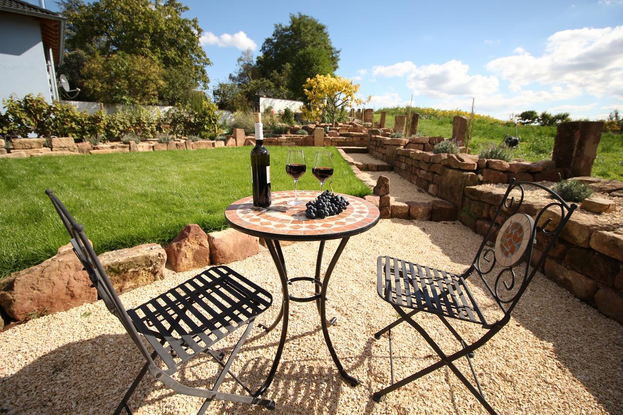 Casa Palatina Bed & Breakfast Grosskarlbach Luaran gambar