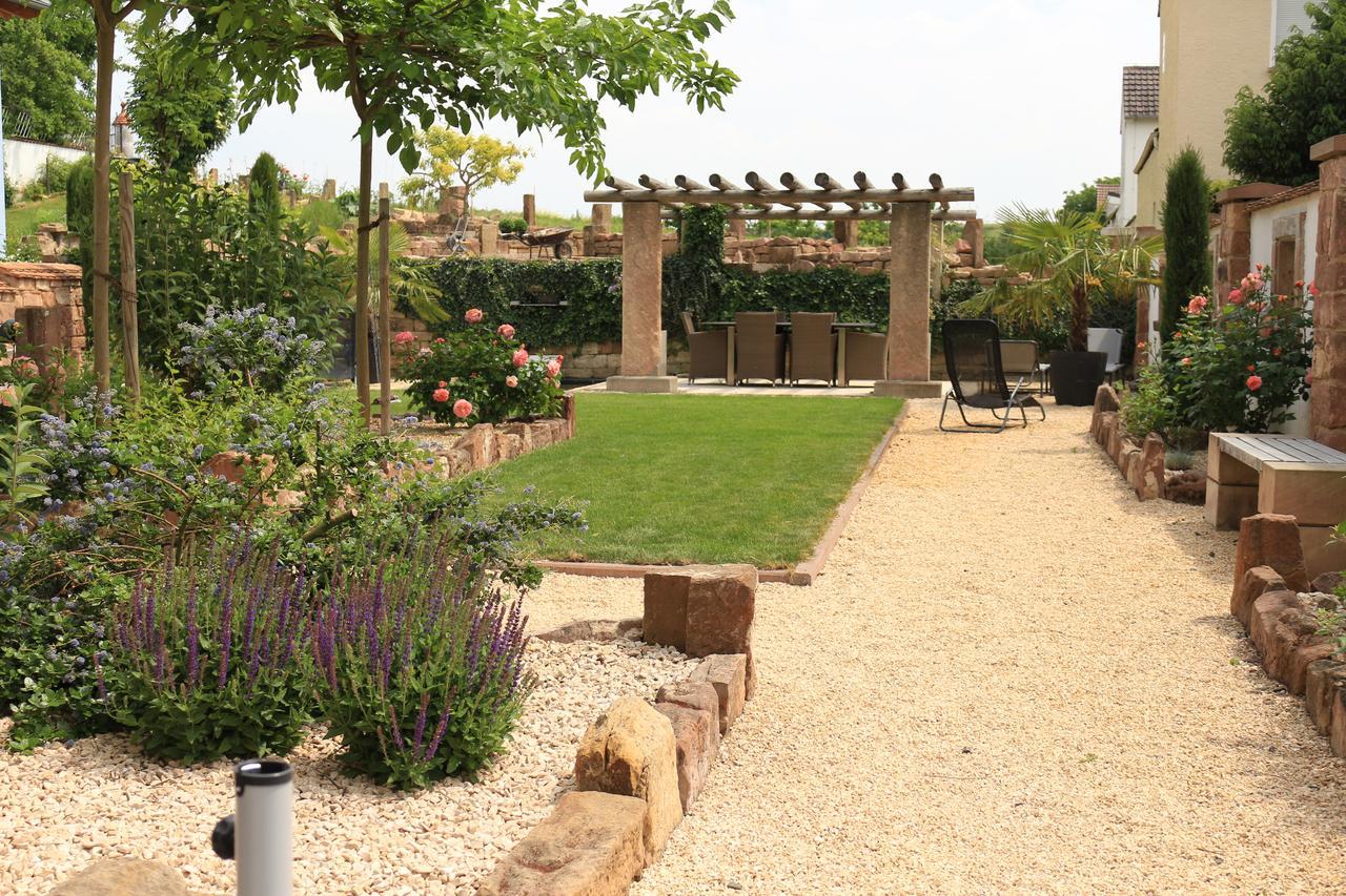 Casa Palatina Bed & Breakfast Grosskarlbach Luaran gambar