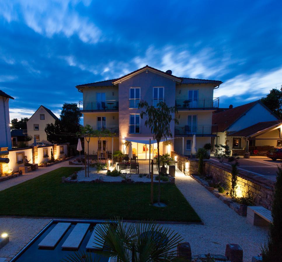 Casa Palatina Bed & Breakfast Grosskarlbach Luaran gambar